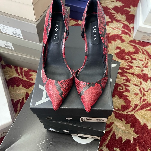 Red Snake Print Women\'s Heels
